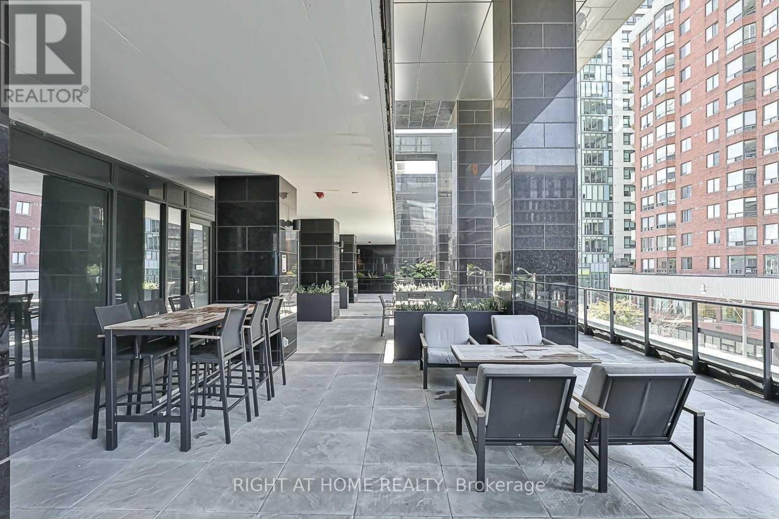 5210 - 181 Dundas Street E, Toronto, Ontario M5A 0N5 - Photo 15 - C12832140