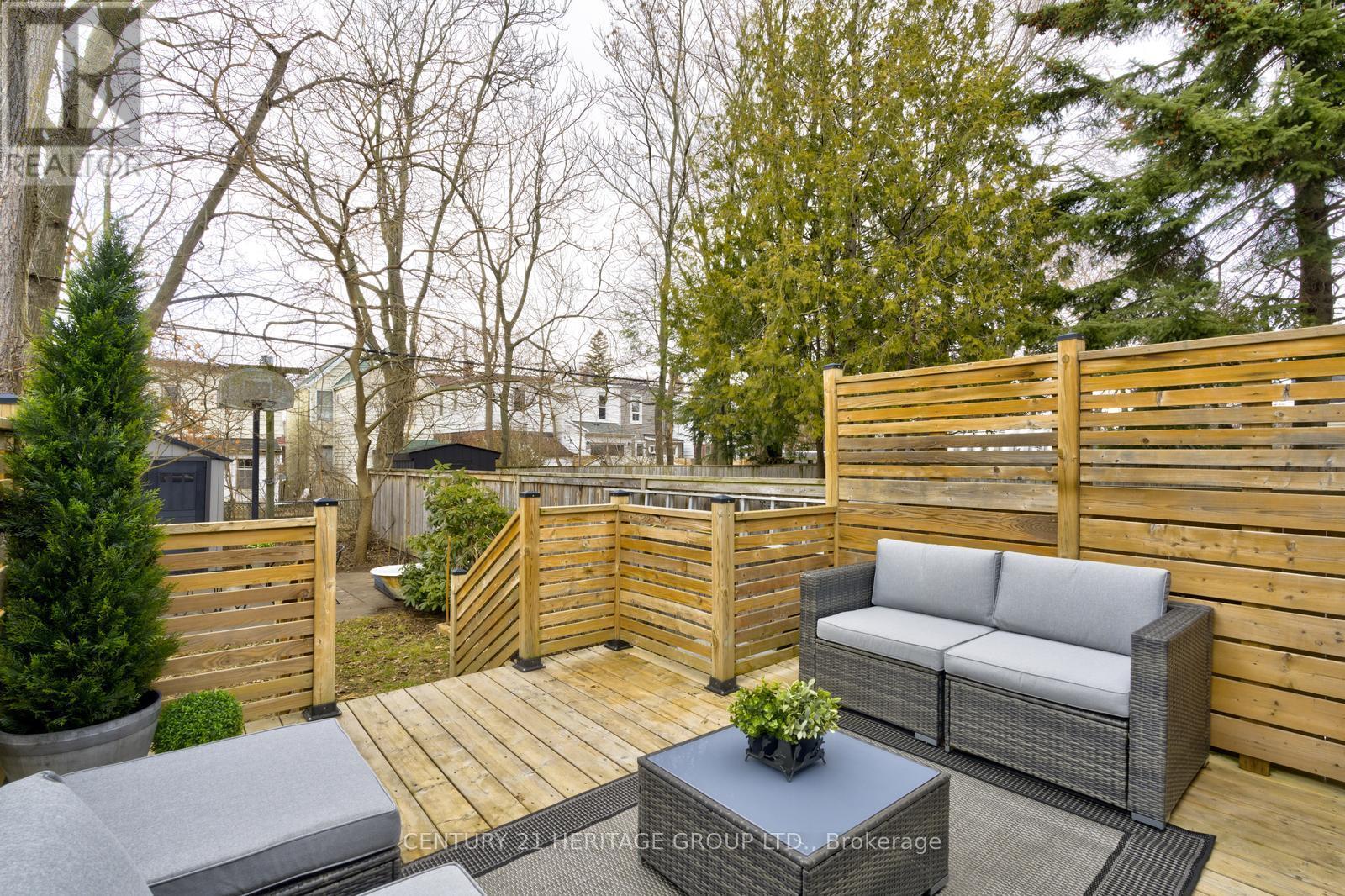 54 Roseheath Avenue, Toronto, Ontario  M4C 3P5 - Photo 39 - E12933116