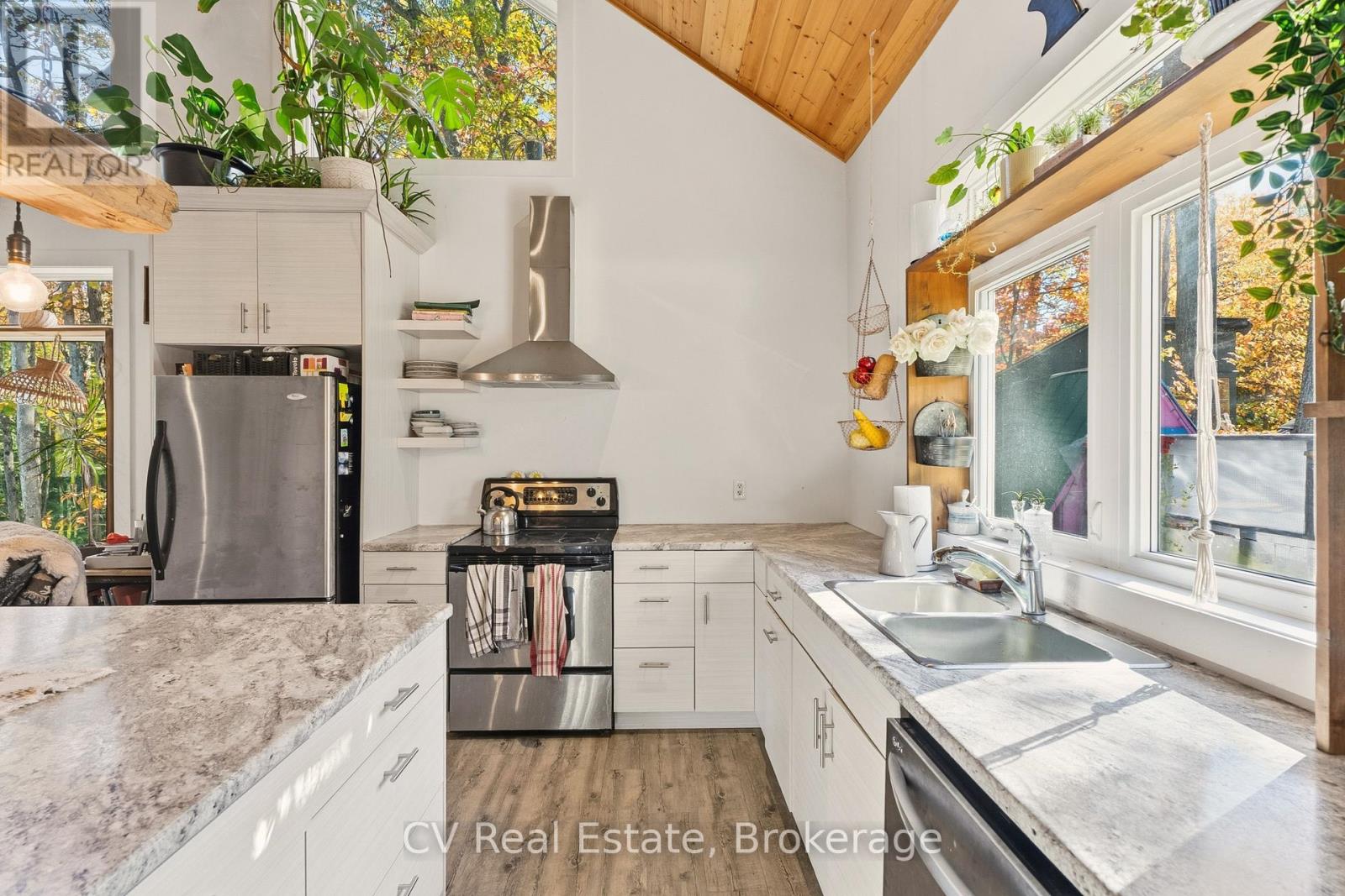 1194 Muskoka Rd 38 Road, Muskoka Lakes, Ontario P0C 1A0 - Photo 27 - X12933224