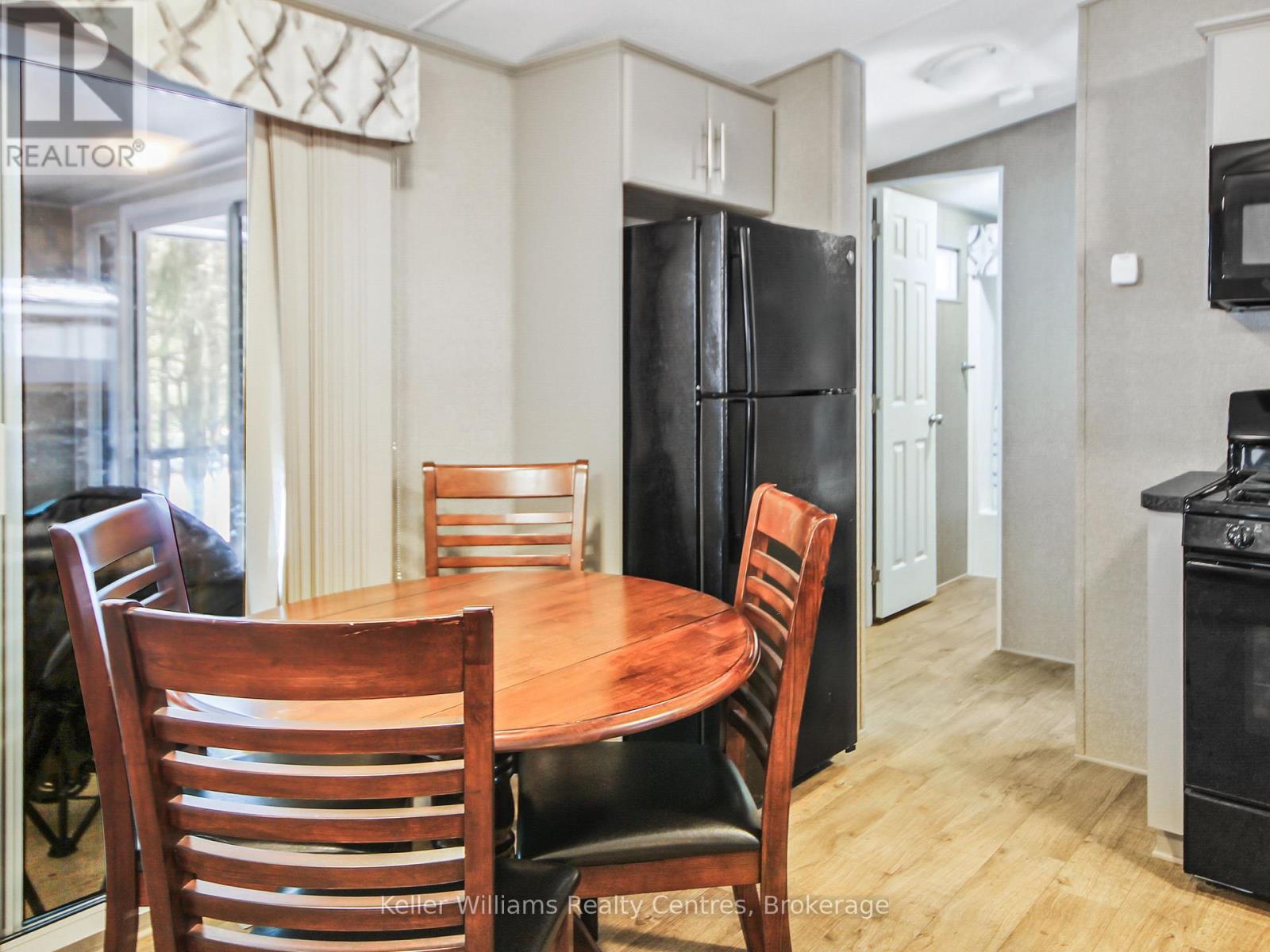 P27 - 13 Southline Avenue, Huron-Kinloss, Ontario  N0G 2B0 - Photo 7 - X12933232