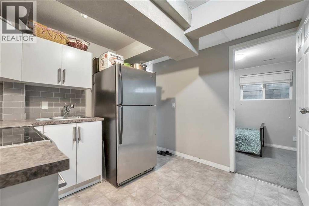 19 Castlepark Way Ne, Calgary, Alberta  T3J 1R7 - Photo 27 - A2288597