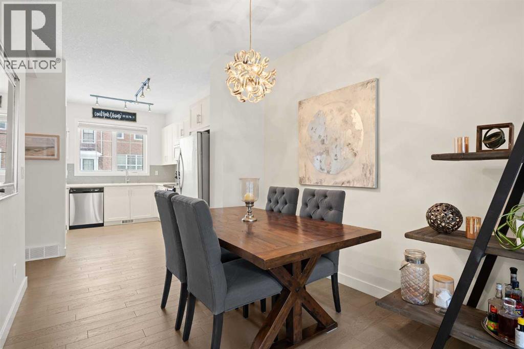 10 Sherwood Row Nw, Calgary, Alberta T3R 0X1 - Photo 13 - A2295948