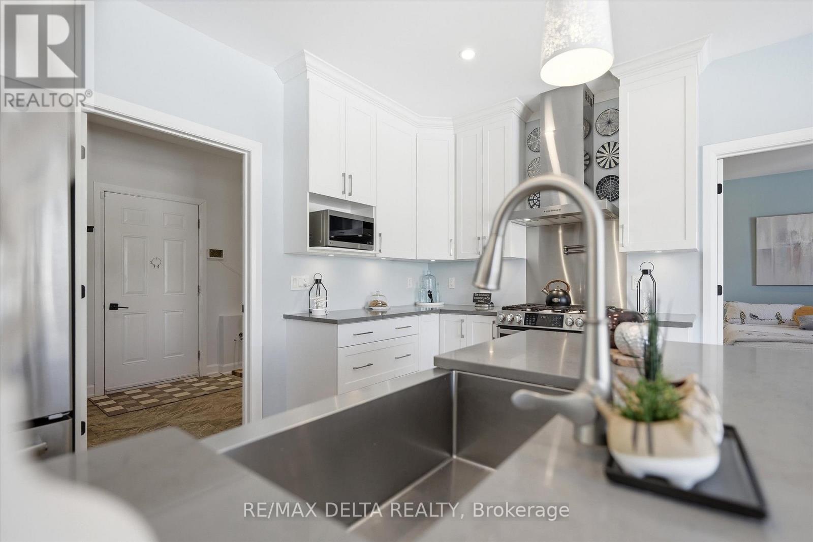 117 Danika Street, Clarence-Rockland, Ontario  K0A 2A0 - Photo 11 - X12933236