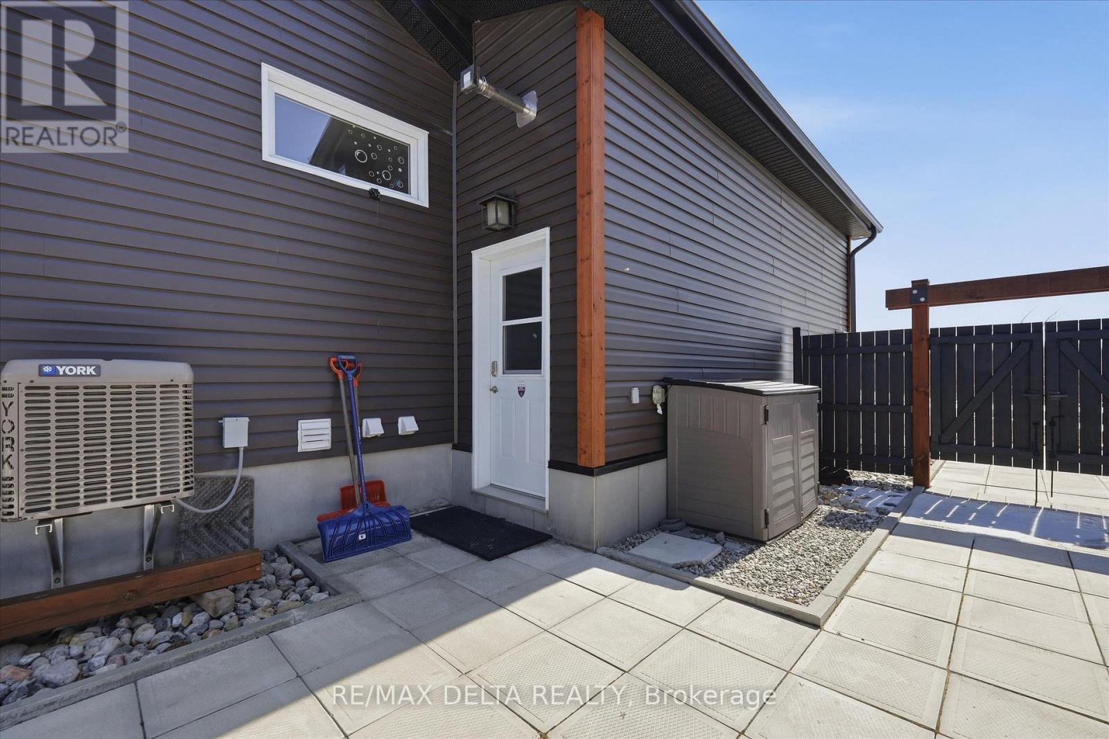 117 Danika Street, Clarence-Rockland, Ontario  K0A 2A0 - Photo 33 - X12933236