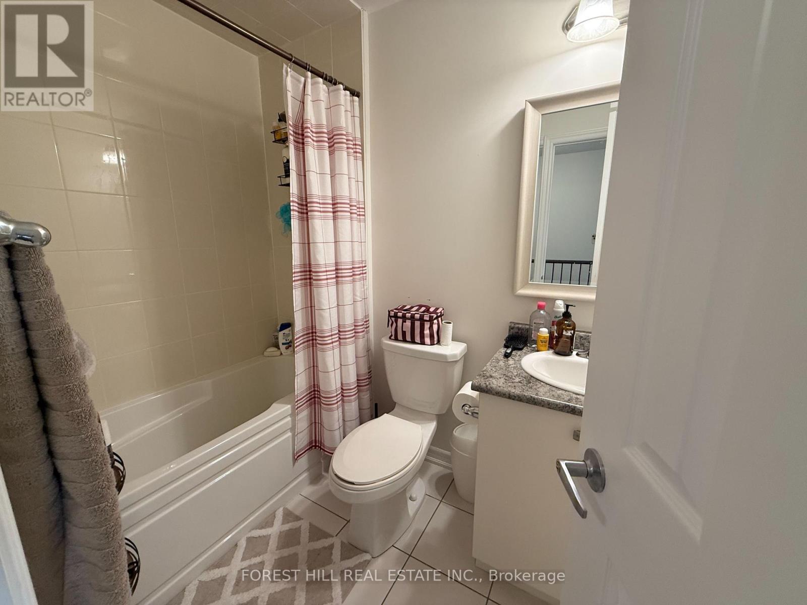 42 Bert Tait Lane, Whitchurch-Stouffville (Stouffville), Ontario  L4A 1Y3 - Photo 15 - N12933226