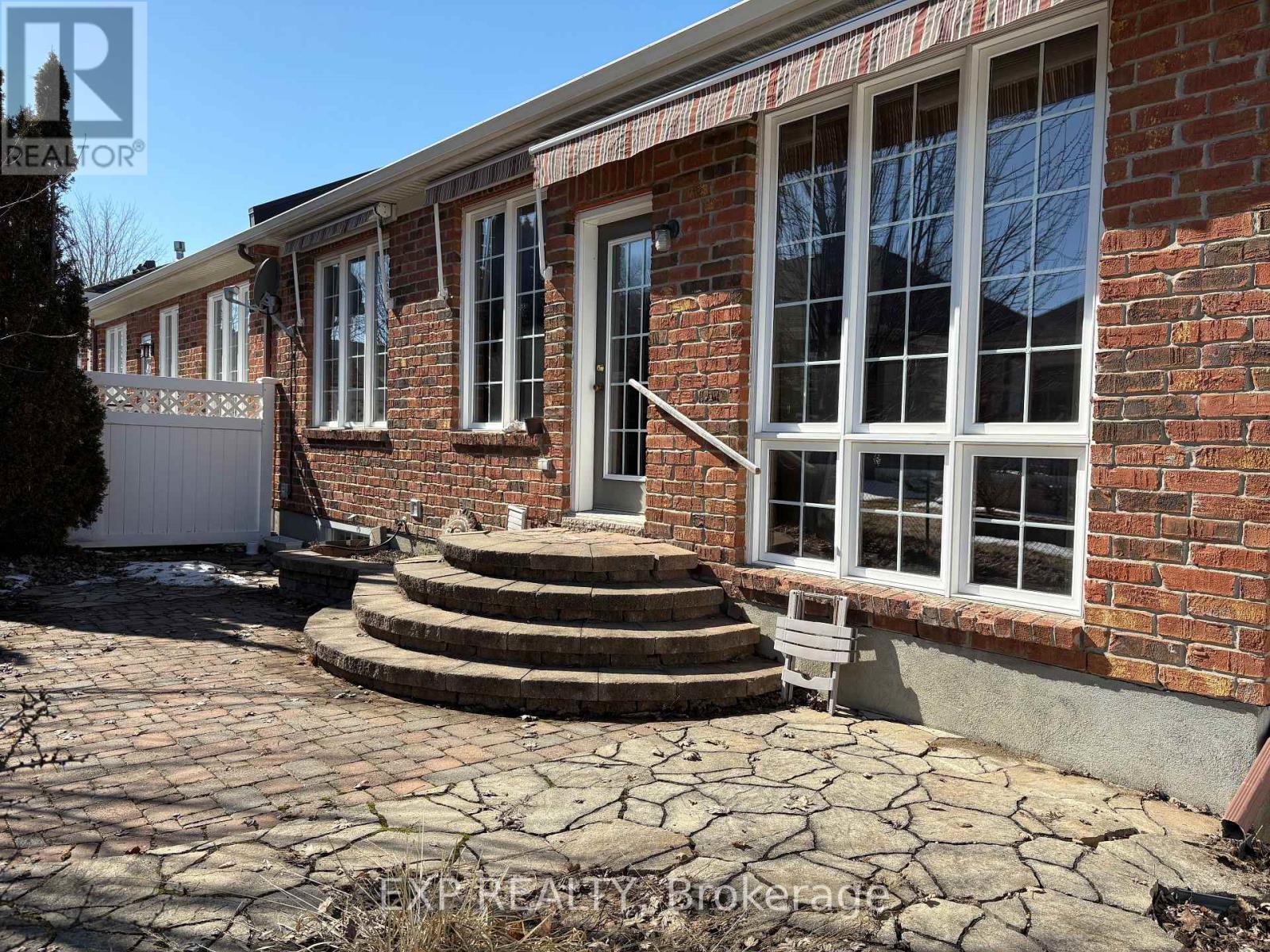 215 Cairnsmore Circle, Ottawa, Ontario  K2J 0G5 - Photo 31 - X12672032