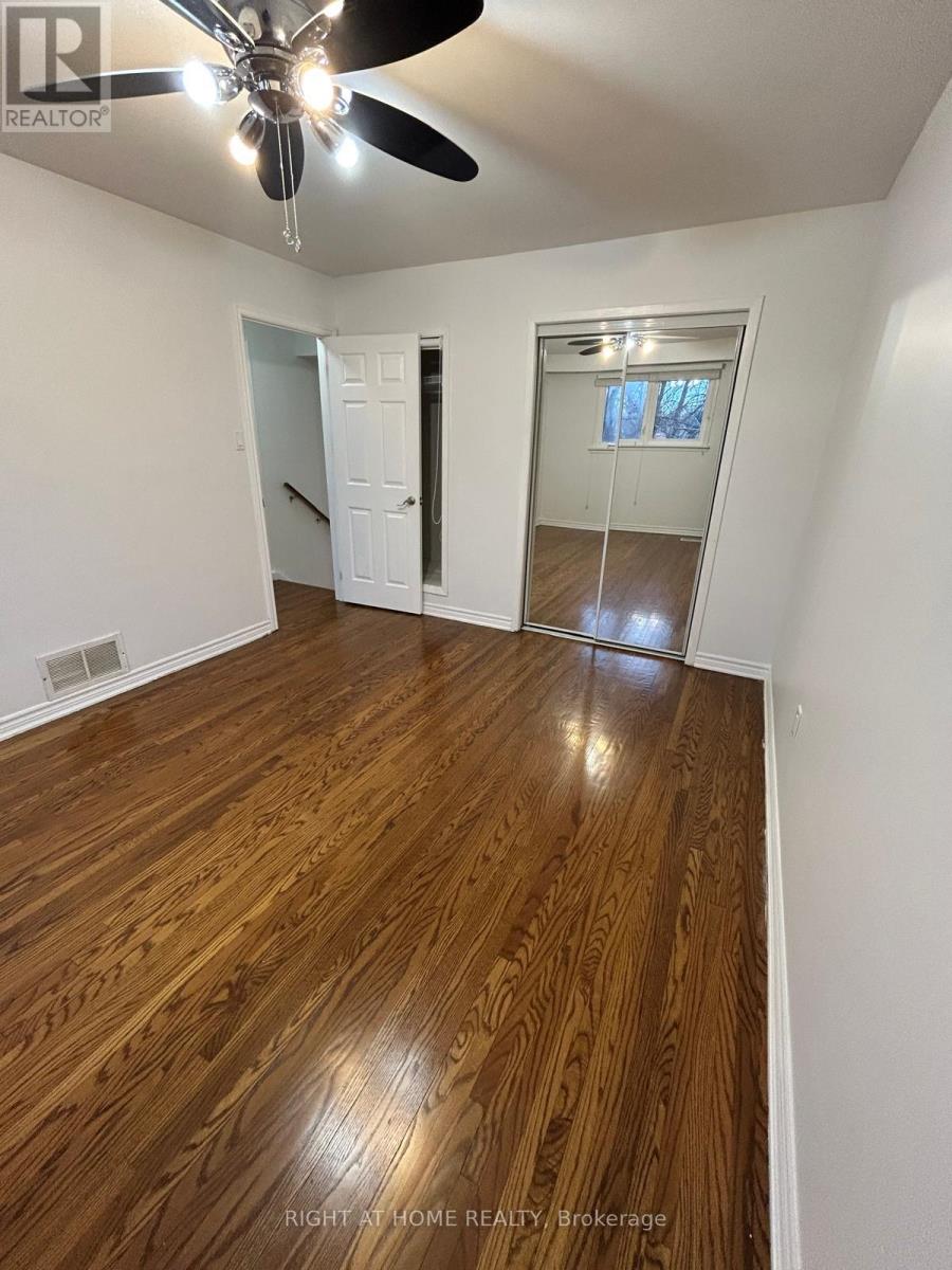 783 Consort Crescent, Mississauga, Ontario  L5C 1J8 - Photo 14 - W12933222