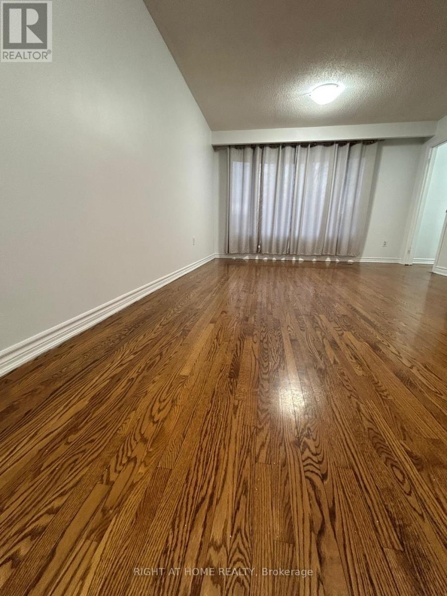 783 Consort Crescent, Mississauga, Ontario  L5C 1J8 - Photo 15 - W12933222