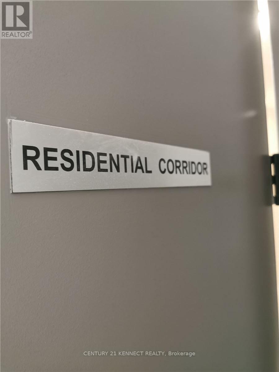 Th03 - 60 George Butchart Drive, Toronto, Ontario  M3K 0E1 - Photo 31 - W12933234