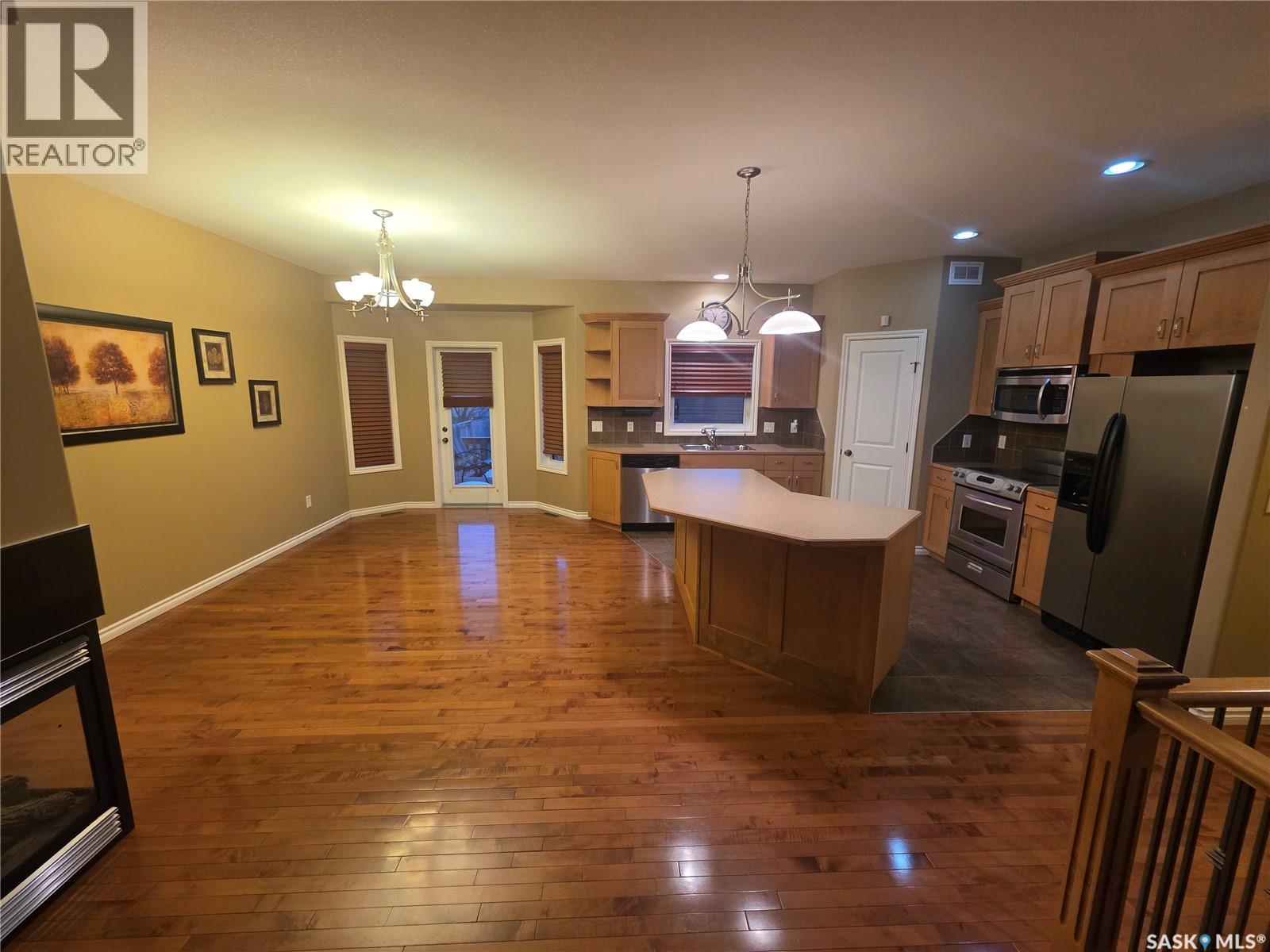 315 Brookshire Crescent, Saskatoon, Saskatchewan  S7V 1H2 - Photo 2 - SK030855