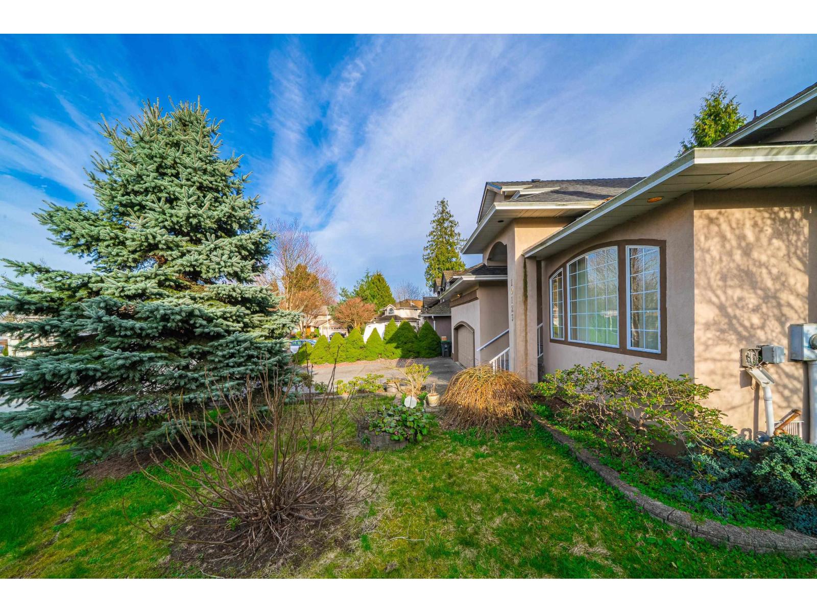 10123 157 Street, Surrey, British Columbia  V4N 4S3 - Photo 3 - R3104275