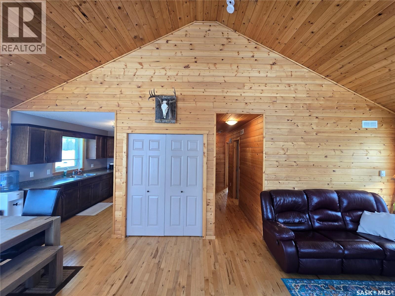 34 Airport Drive, Candle Lake, Saskatchewan  S0J 3E0 - Photo 9 - SK031017