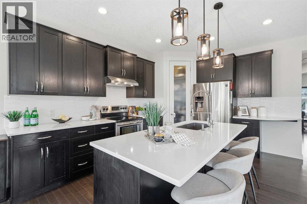 37 Elgin Meadows Manor SE, Calgary, Alberta  T2Z 0S2 - Photo 9 - A2296514