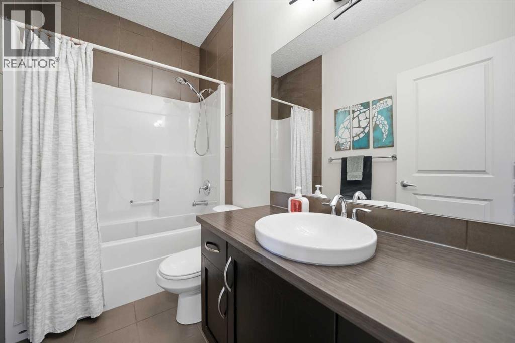 37 Elgin Meadows Manor SE, Calgary, Alberta  T2Z 0S2 - Photo 35 - A2296514