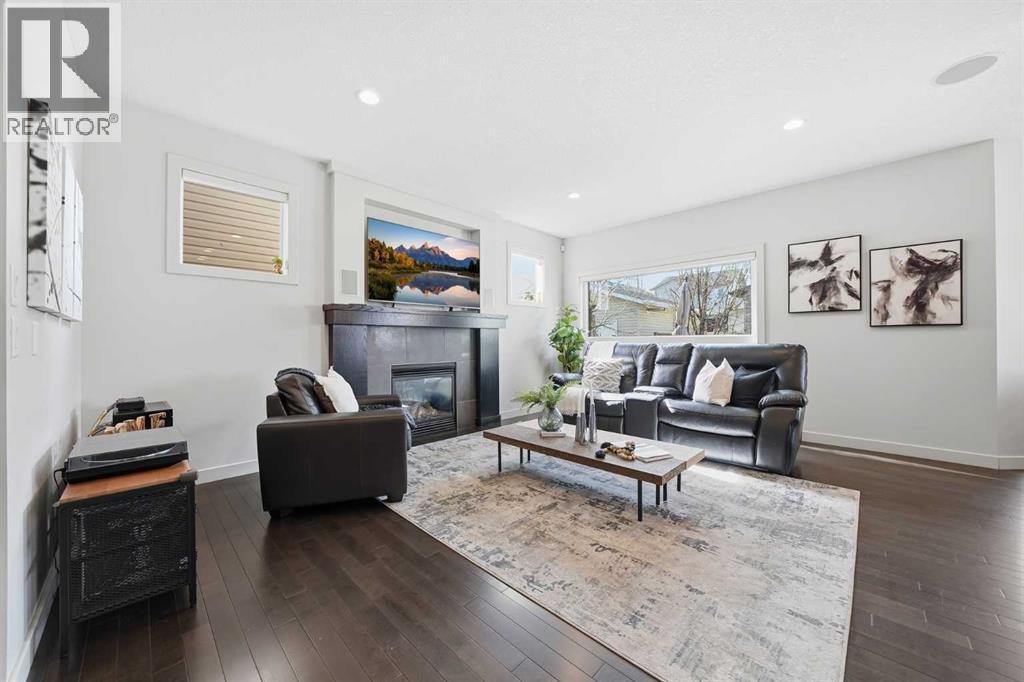 37 Elgin Meadows Manor SE, Calgary, Alberta  T2Z 0S2 - Photo 3 - A2296514