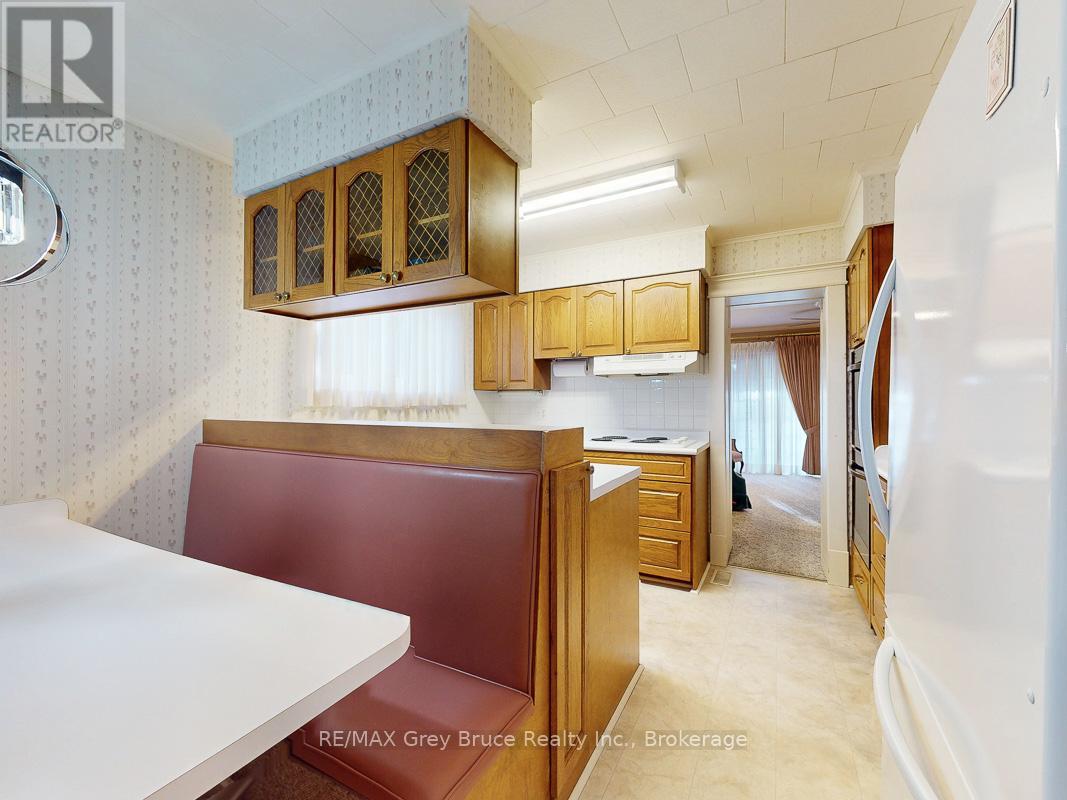 714 4th Avenue E, Owen Sound, Ontario  N4K 2N6 - Photo 14 - X12831822