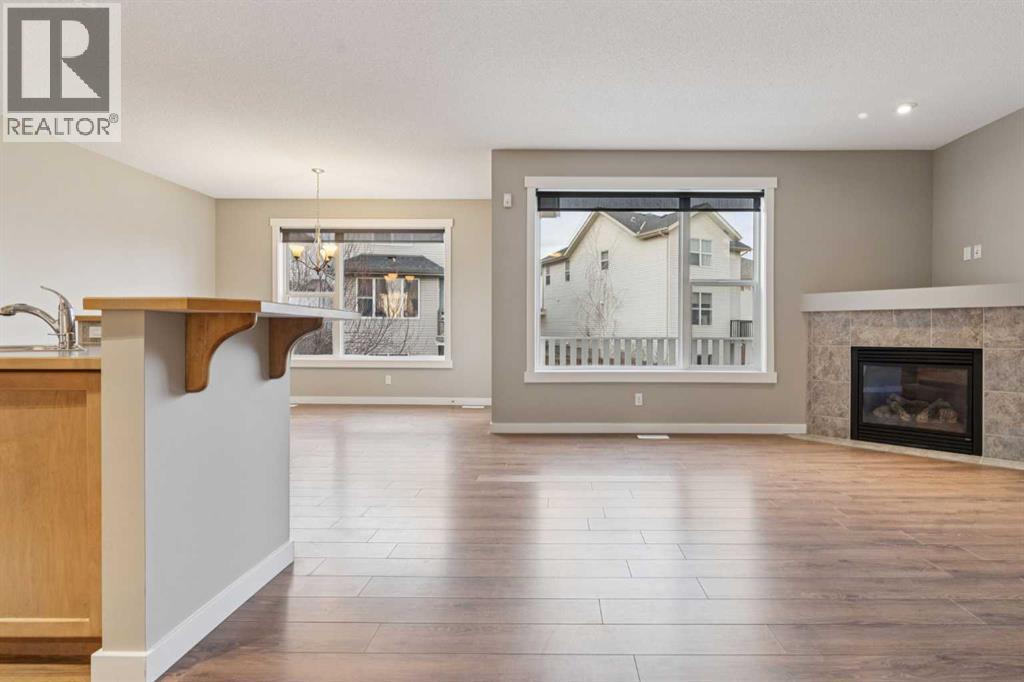 327 Panamount Point NW, Calgary, Alberta  T3K 0H6 - Photo 5 - A2283784