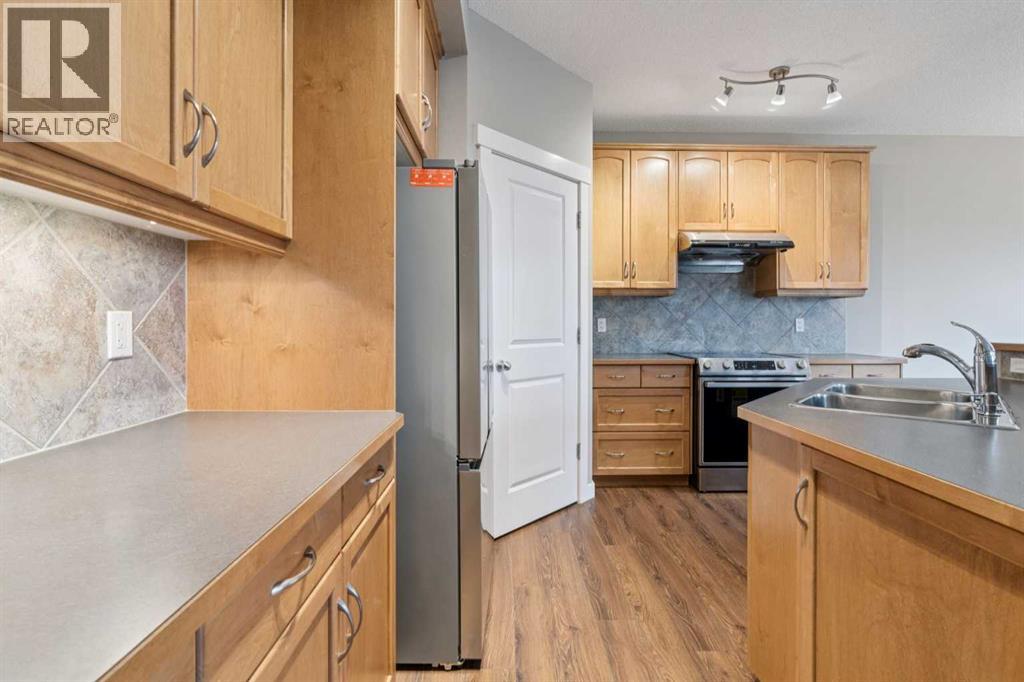 327 Panamount Point NW, Calgary, Alberta  T3K 0H6 - Photo 12 - A2283784