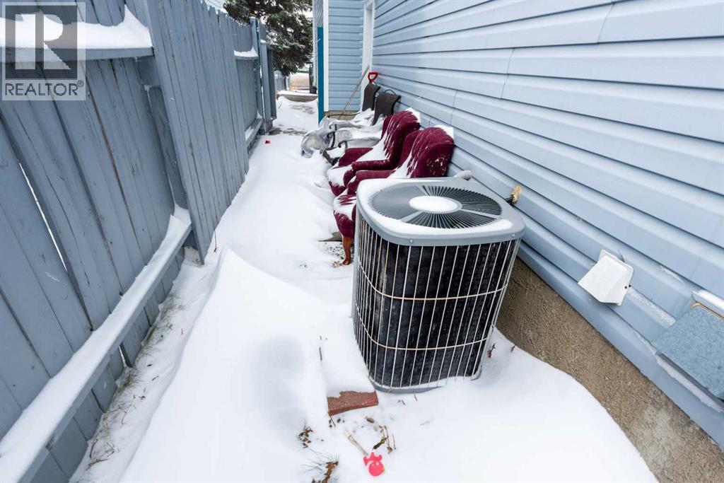 3810 Catalina Boulevard Ne, Calgary, Alberta  T1Y 6Y3 - Photo 31 - A2286747