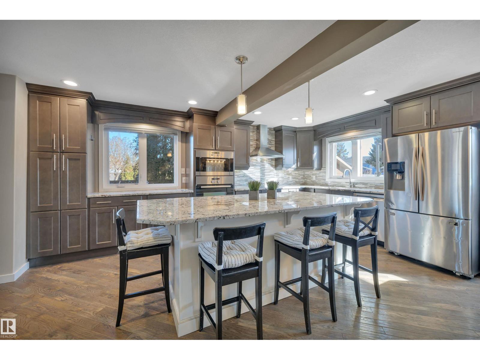 8807 31 Av Nw, Edmonton, Alberta  T6K 3A7 - Photo 12 - E4478323