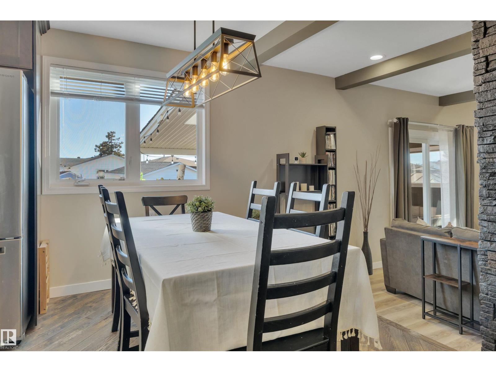 8807 31 Av Nw, Edmonton, Alberta  T6K 3A7 - Photo 14 - E4478323