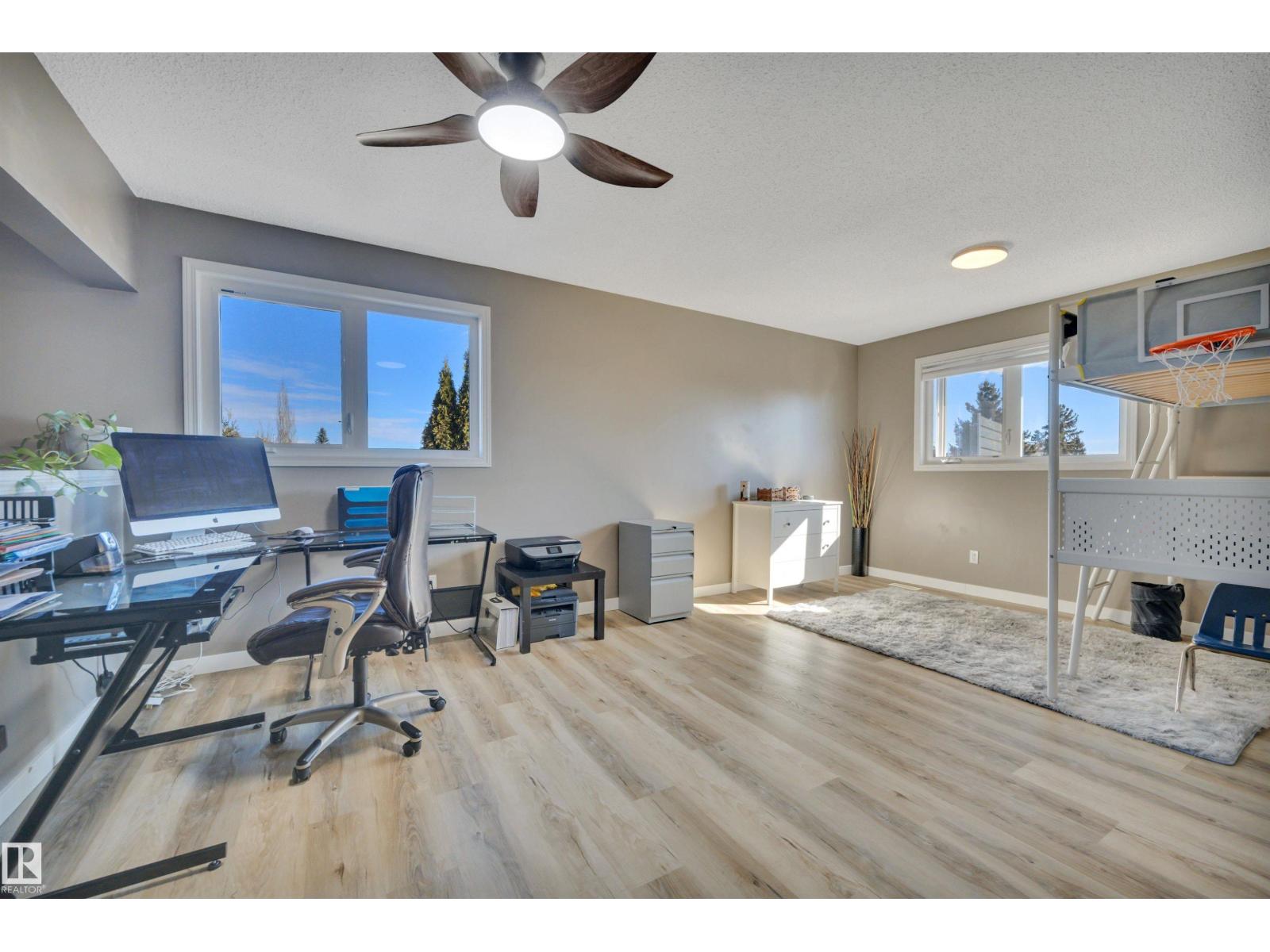 8807 31 Av Nw, Edmonton, Alberta  T6K 3A7 - Photo 38 - E4478323