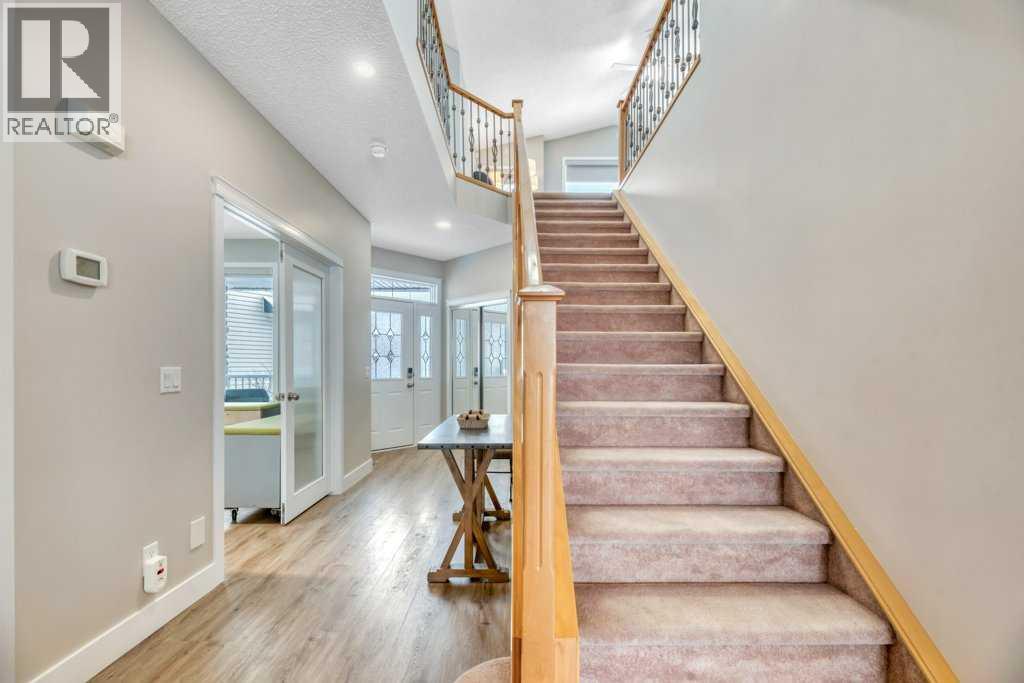 392 Rainbow Falls Way, Chestermere, Alberta  T1X 1S6 - Photo 16 - A2293151