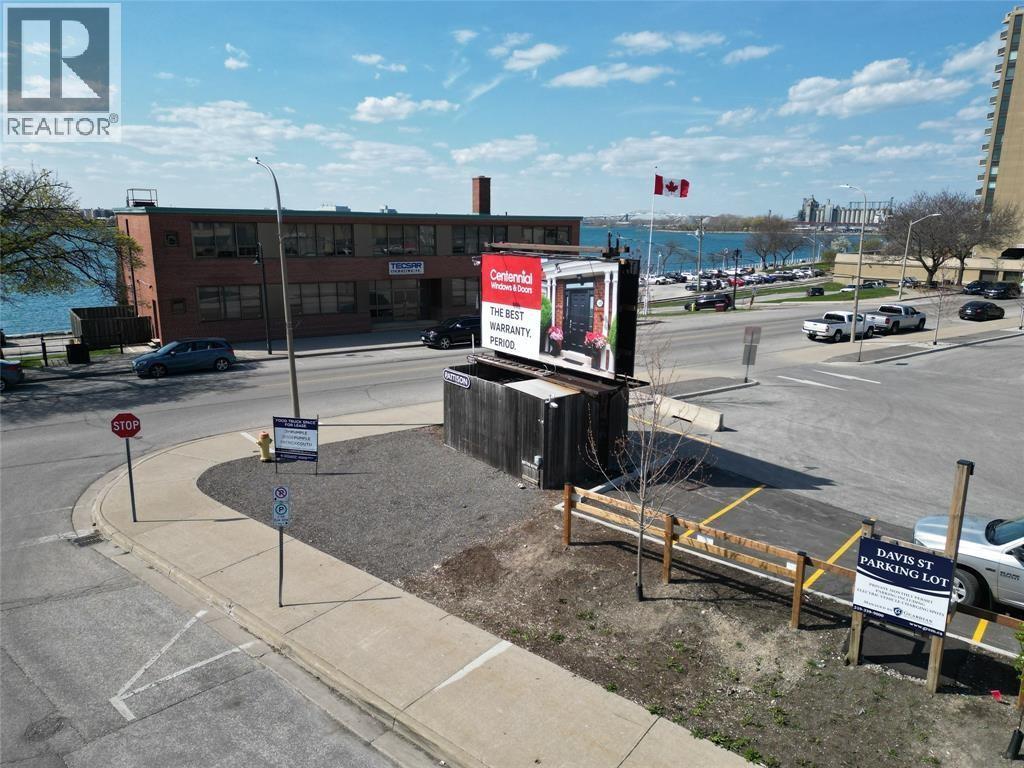 110 DAVIS STREET, Sarnia, Ontario