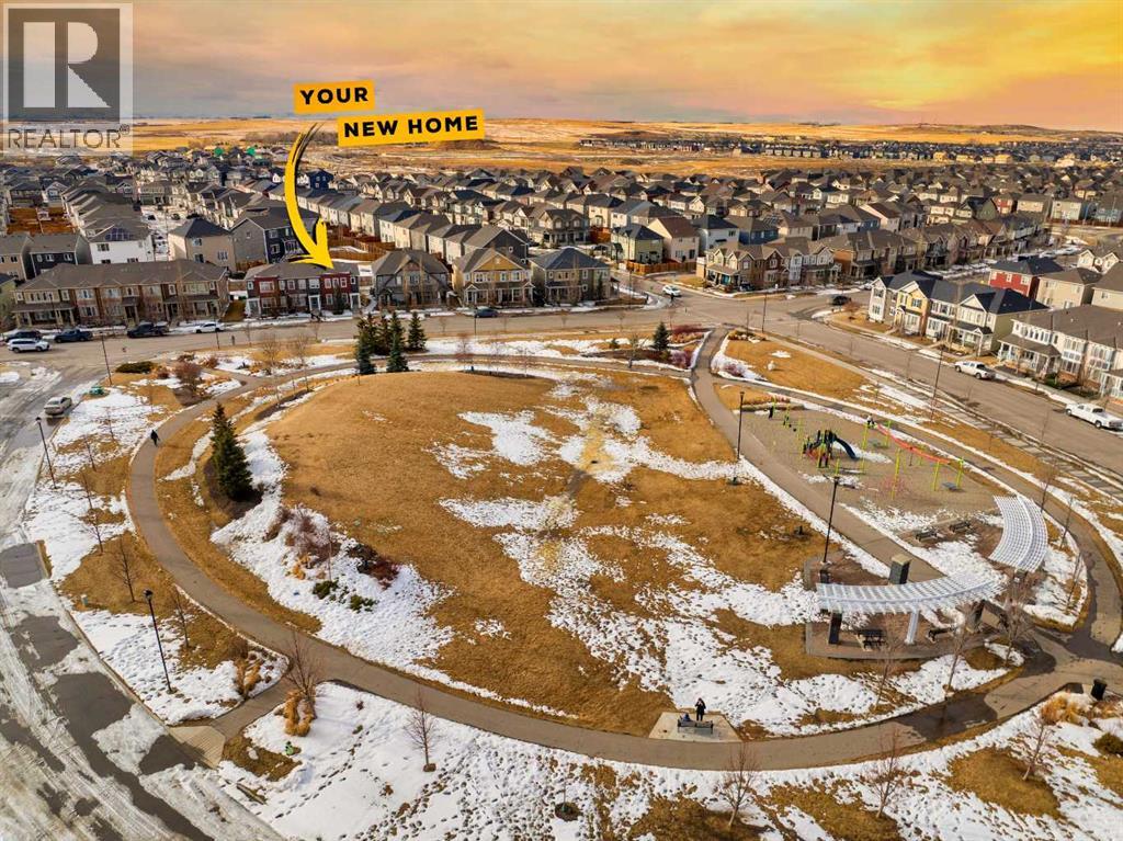 4104 Windsong Boulevard SW, Airdrie, Alberta  T4B 4A2 - Photo 2 - A2289678