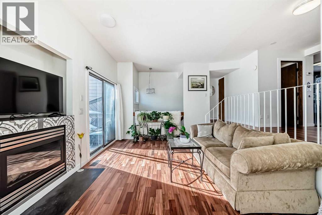 200 Edgemont Estates Drive Nw, Calgary, Alberta  t3a 2m3 - Photo 4 - A2297117