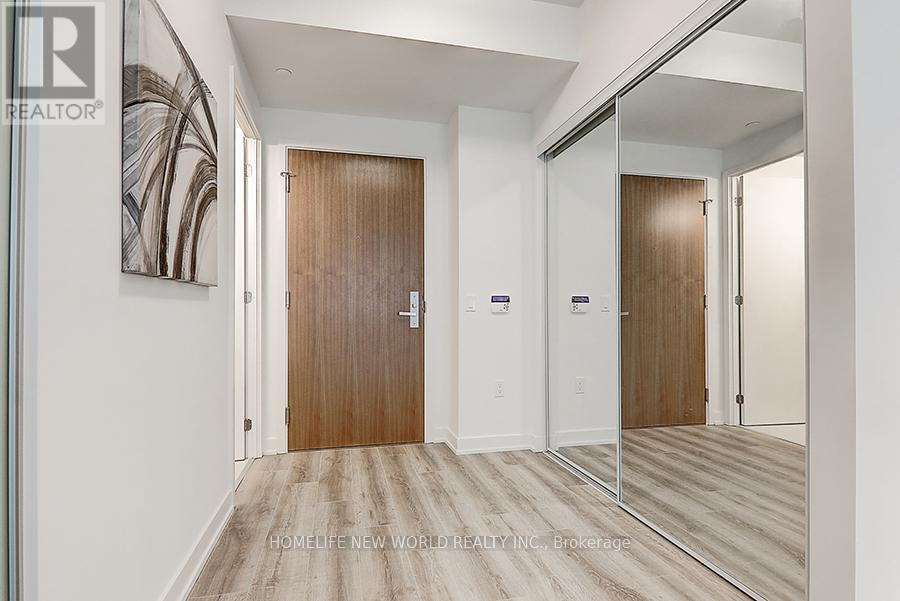 321 - 15 Queens Quay E, Toronto, Ontario  M5E 0C5 - Photo 2 - C12933258