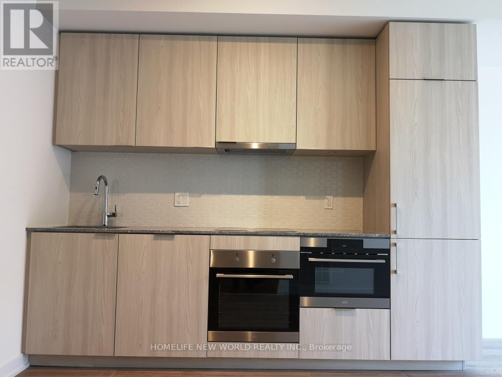 321 - 15 Queens Quay E, Toronto, Ontario  M5E 0C5 - Photo 3 - C12933258