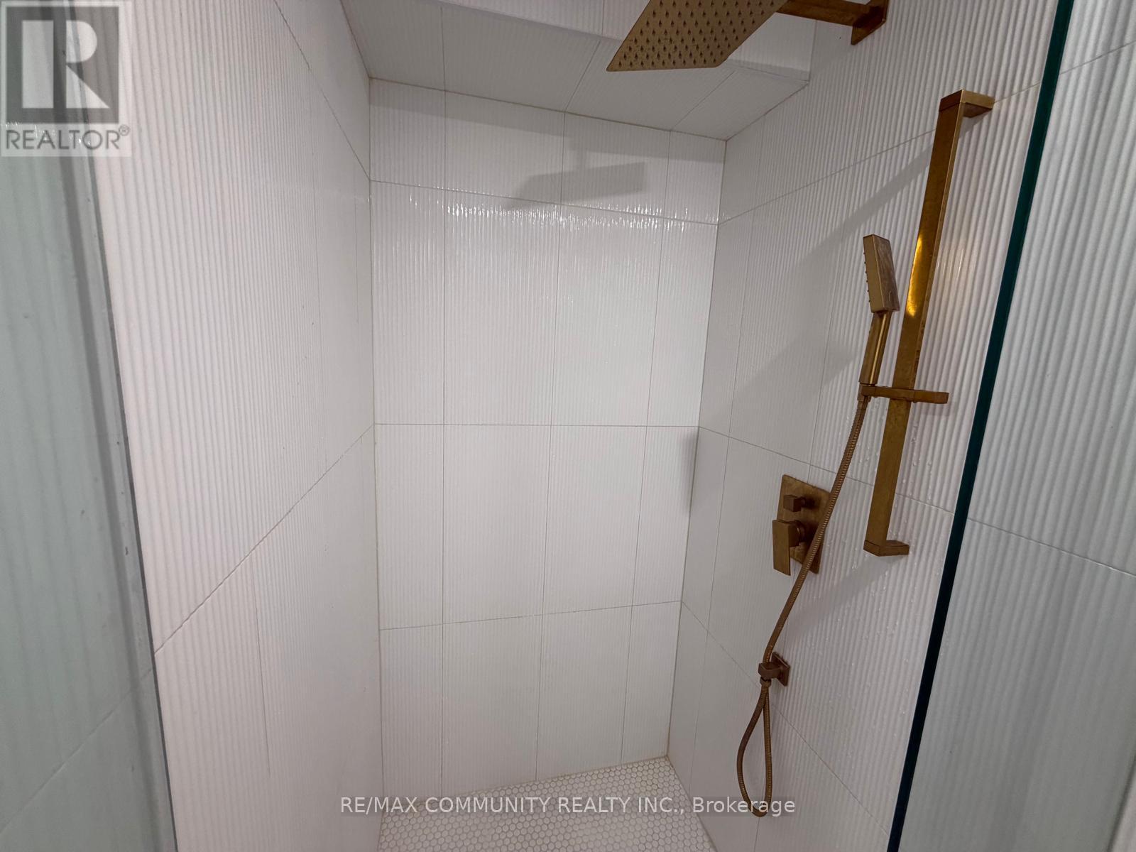 Basement - 24 Mayflower Street, Whitby, Ontario  L1N 8A9 - Photo 11 - E12933240