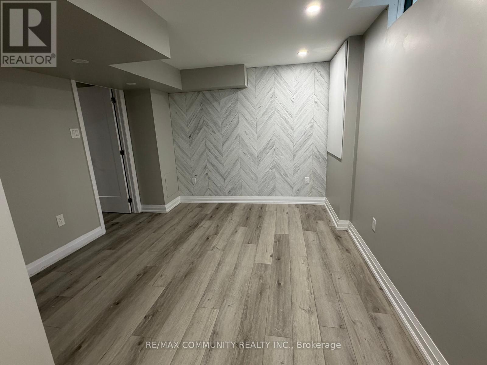 Basement - 24 Mayflower Street, Whitby, Ontario  L1N 8A9 - Photo 4 - E12933240