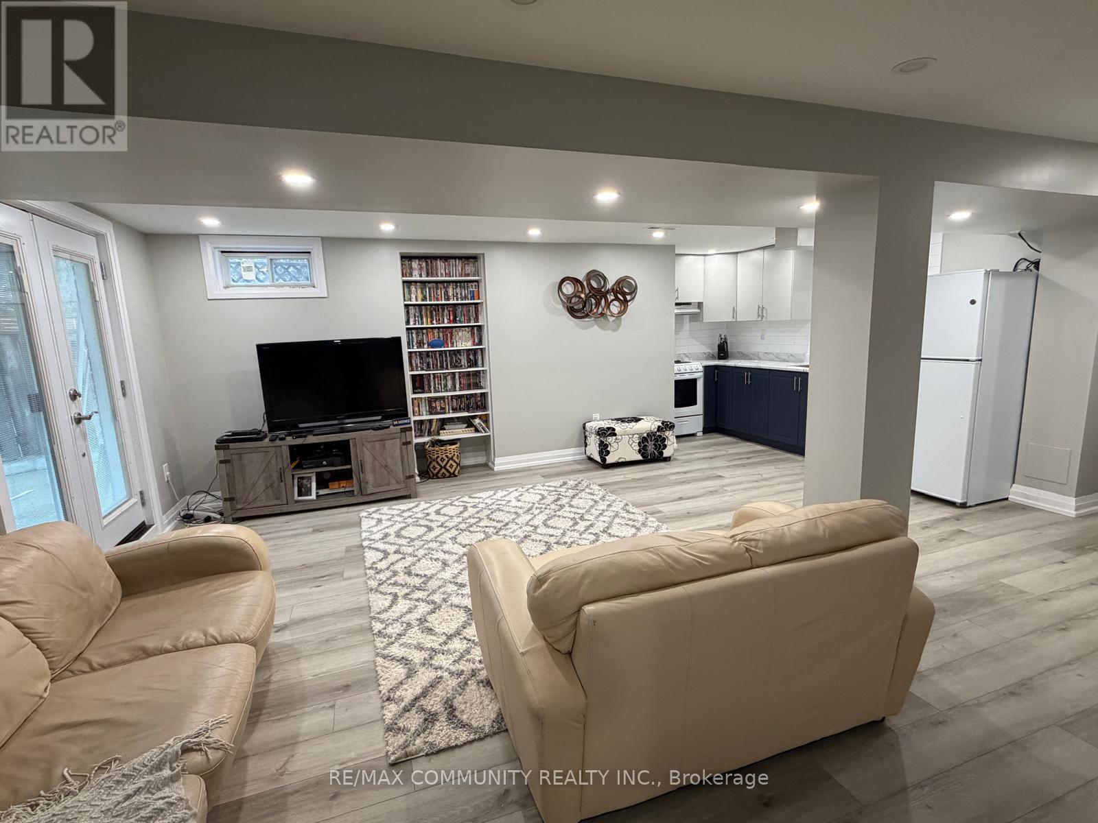 Basement - 24 Mayflower Street, Whitby, Ontario  L1N 8A9 - Photo 5 - E12933240