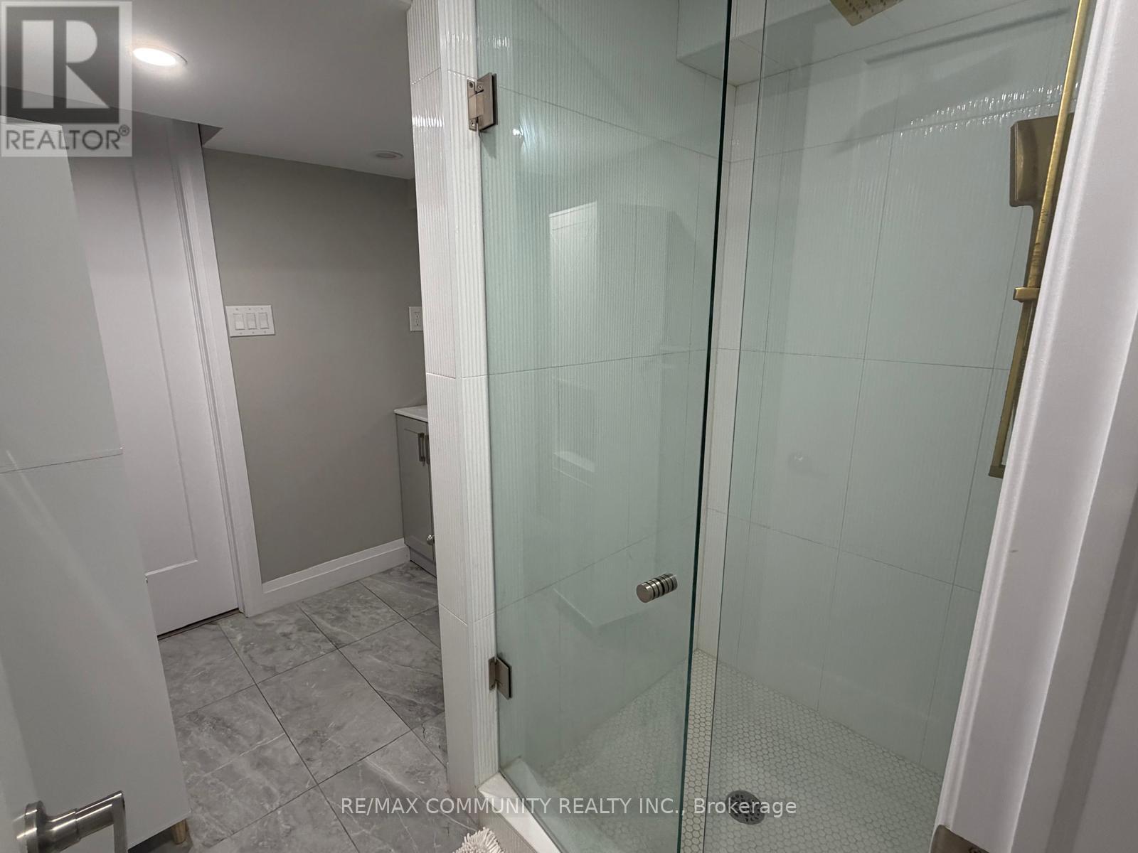 Basement - 24 Mayflower Street, Whitby, Ontario  L1N 8A9 - Photo 6 - E12933240