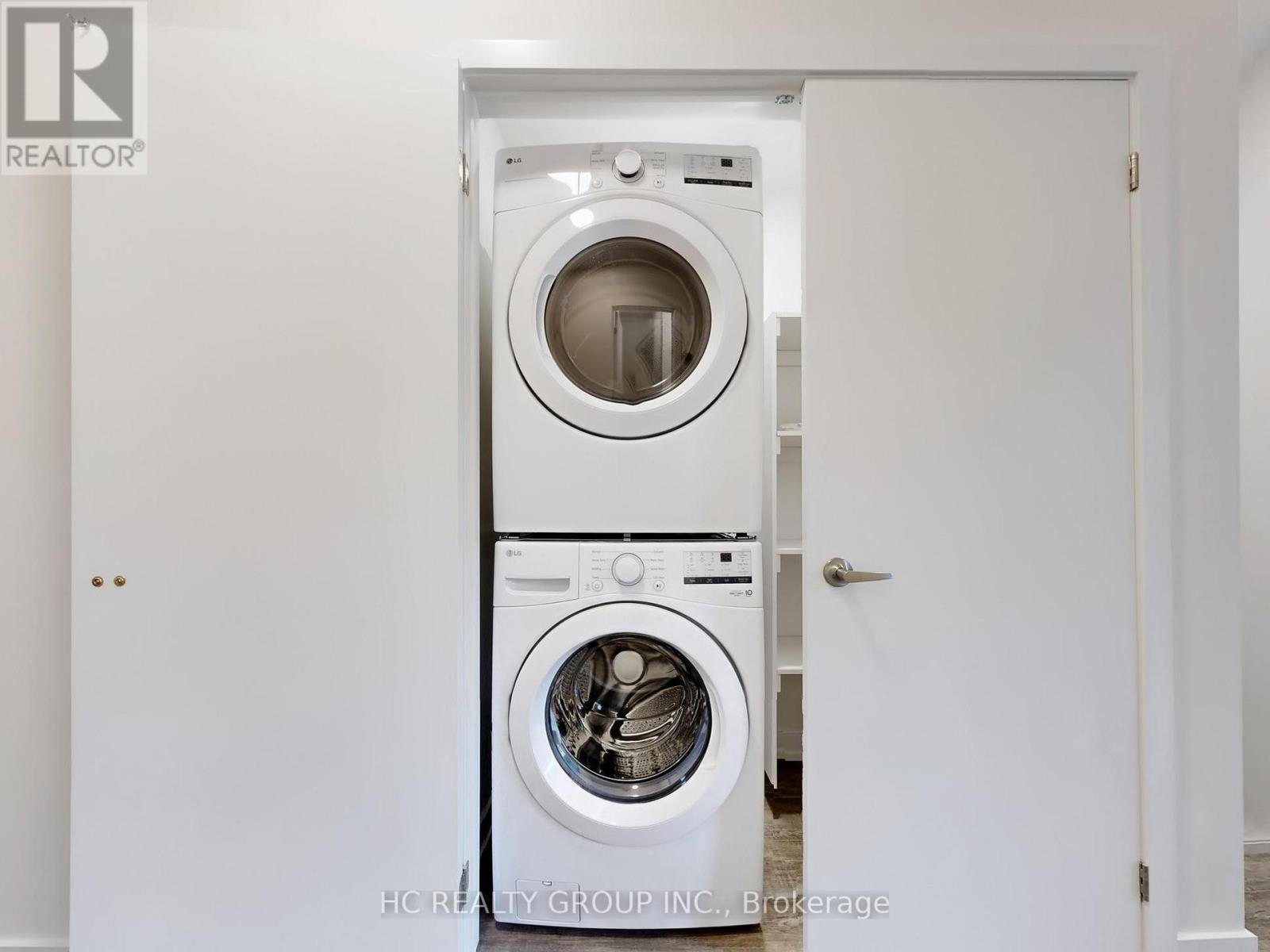 20 Bullata Lane, Richmond Hill, Ontario  L4B 0J5 - Photo 21 - N12933270