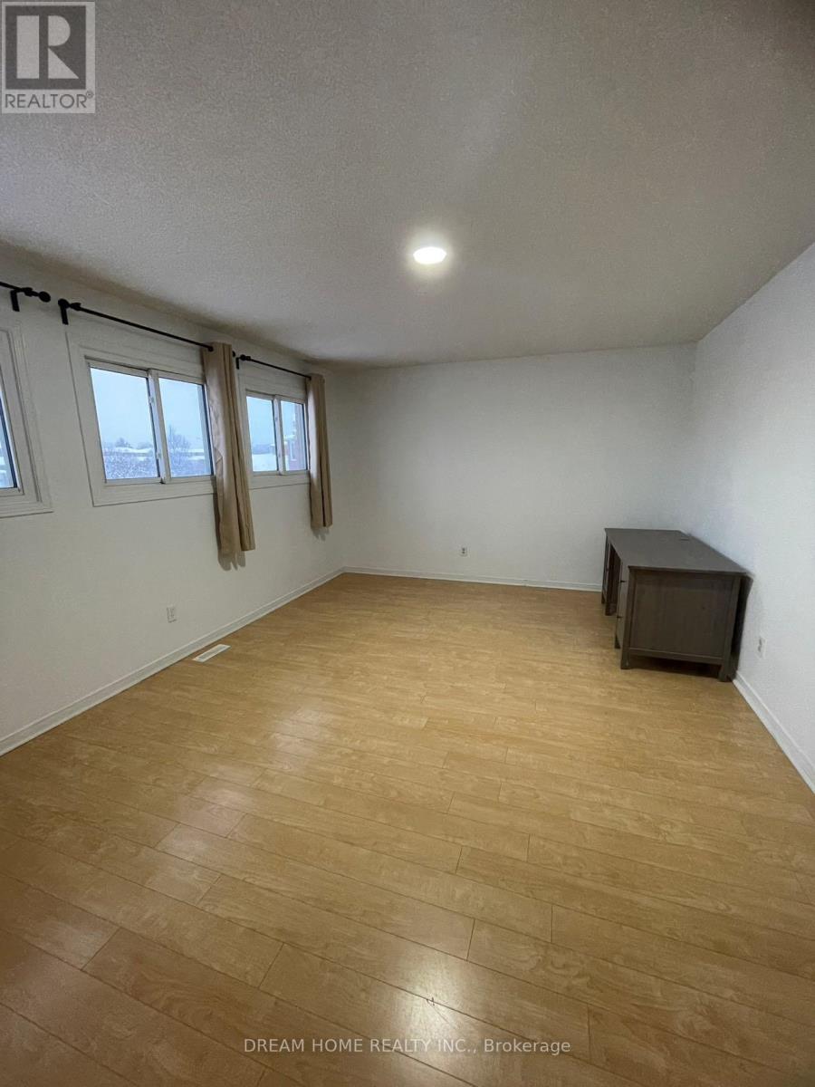 32 Tamara Drive, Richmond Hill, Ontario  L4S 1E4 - Photo 6 - N12933280