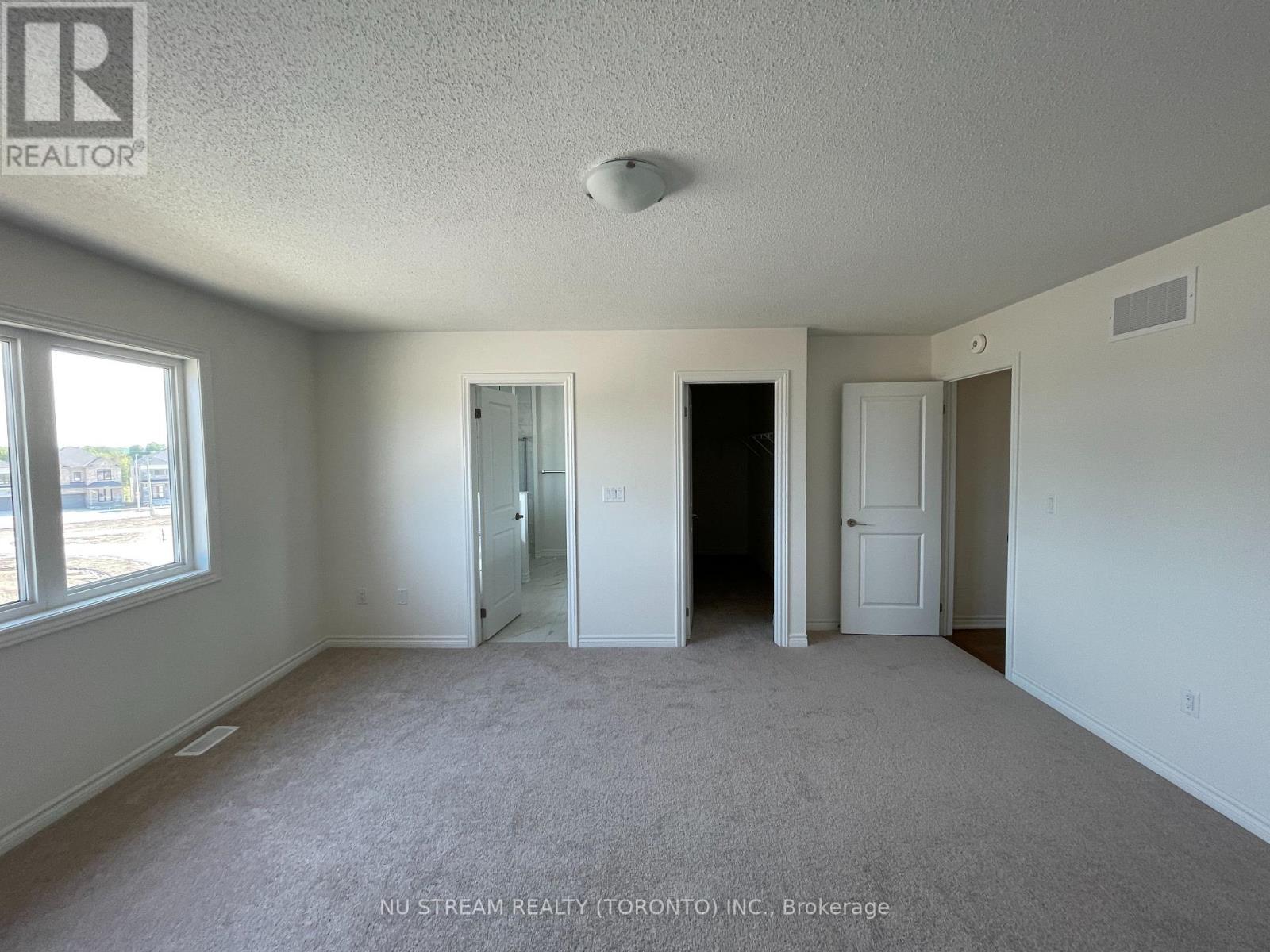 20 Phoenix Boulevard, Barrie, Ontario  L9J 0P6 - Photo 17 - S12933252