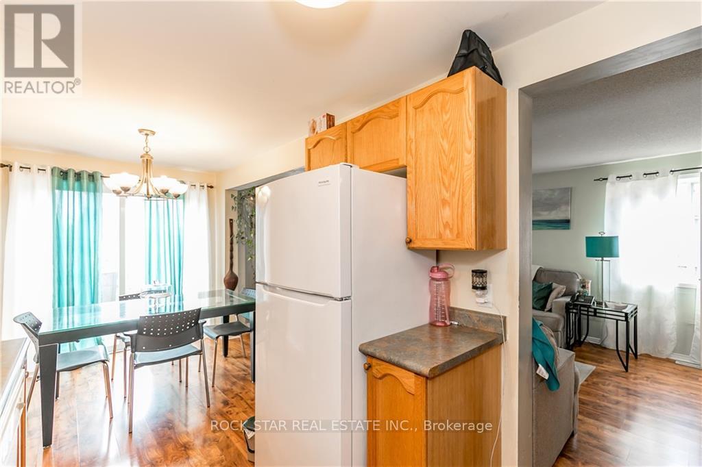 155 Nathan Crescent, Barrie (Painswick South), Ontario  L4N 0S6 - Photo 14 - S12933260