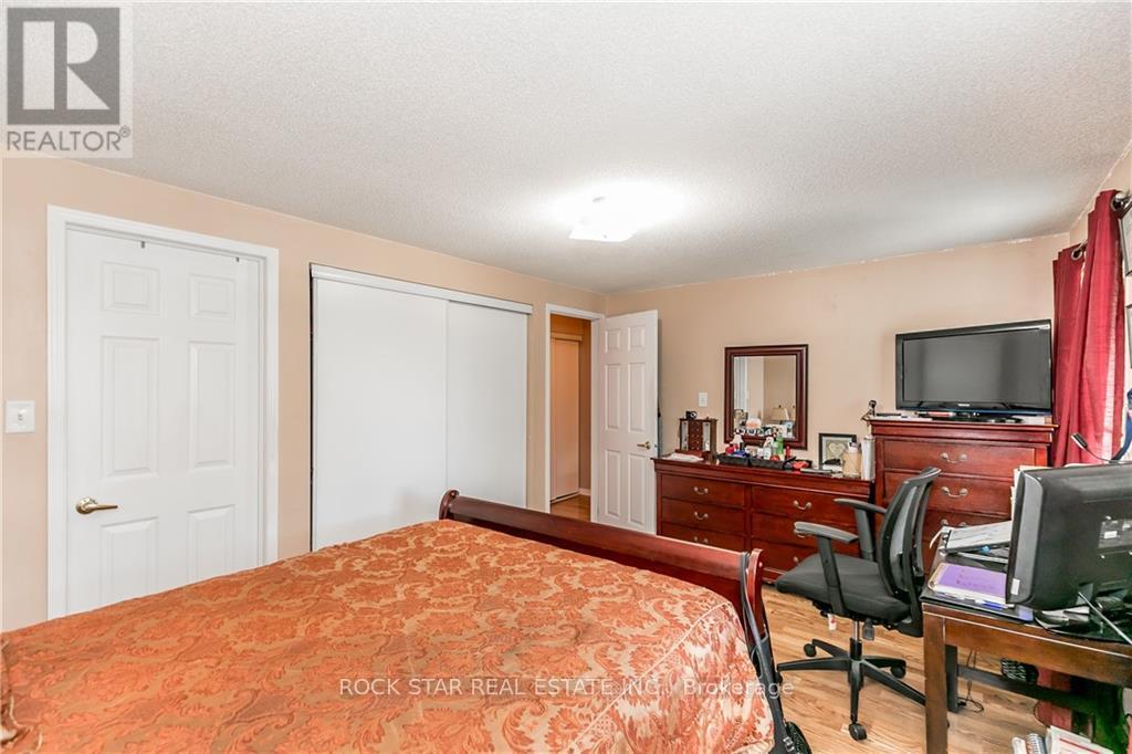 155 Nathan Crescent, Barrie (Painswick South), Ontario  L4N 0S6 - Photo 19 - S12933260