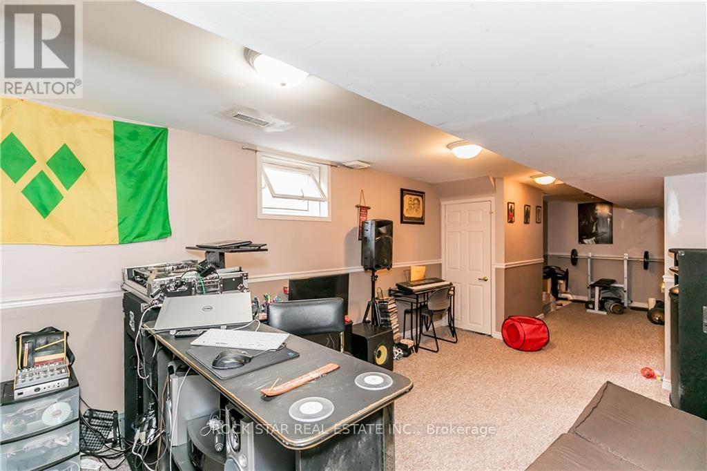 155 Nathan Crescent, Barrie (Painswick South), Ontario  L4N 0S6 - Photo 29 - S12933260