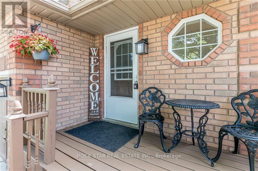 155 Nathan Crescent, Barrie (Painswick South), Ontario  L4N 0S6 - Photo 4 - S12933260