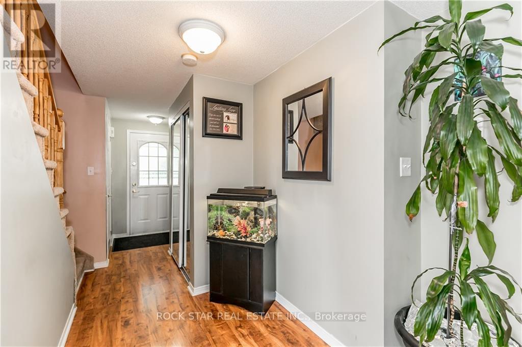 155 Nathan Crescent, Barrie (Painswick South), Ontario  L4N 0S6 - Photo 7 - S12933260