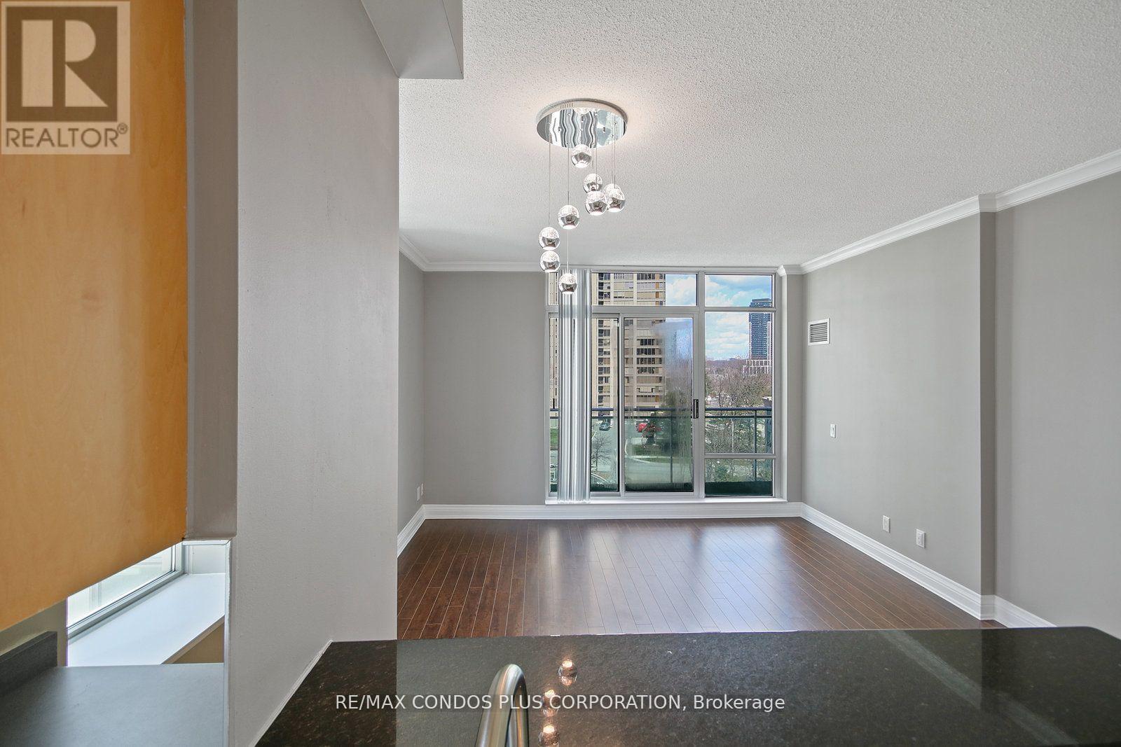 617 - 5 Marine Parade Drive, Toronto, Ontario  M8V 4B4 - Photo 3 - W12933244