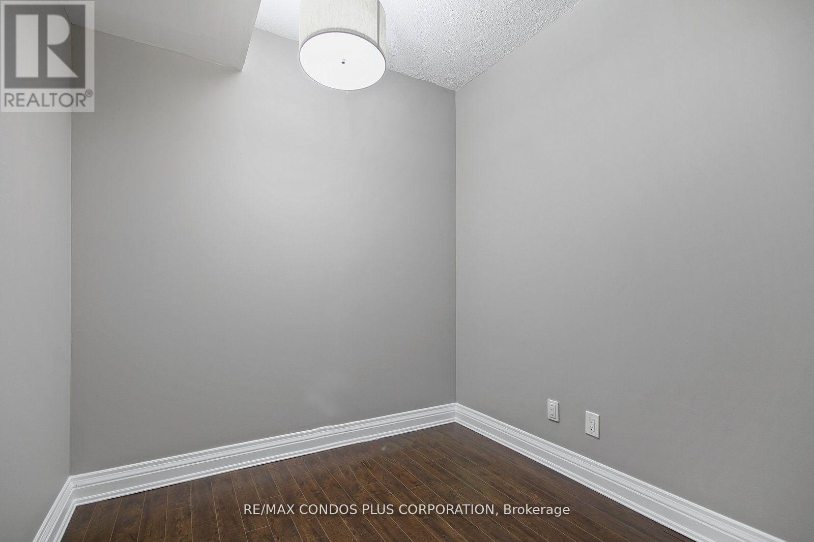 617 - 5 Marine Parade Drive, Toronto, Ontario  M8V 4B4 - Photo 4 - W12933244