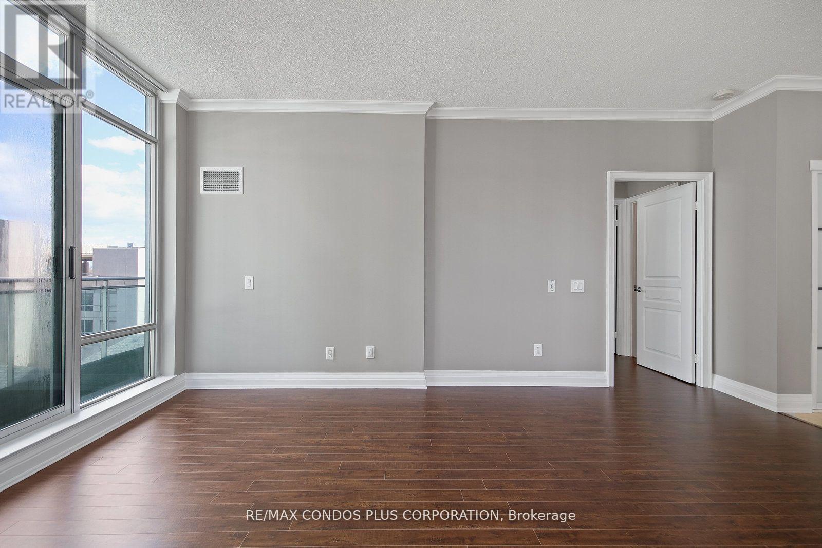 617 - 5 Marine Parade Drive, Toronto, Ontario  M8V 4B4 - Photo 6 - W12933244