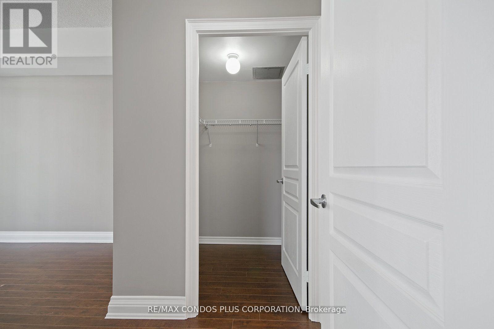 617 - 5 Marine Parade Drive, Toronto, Ontario  M8V 4B4 - Photo 7 - W12933244