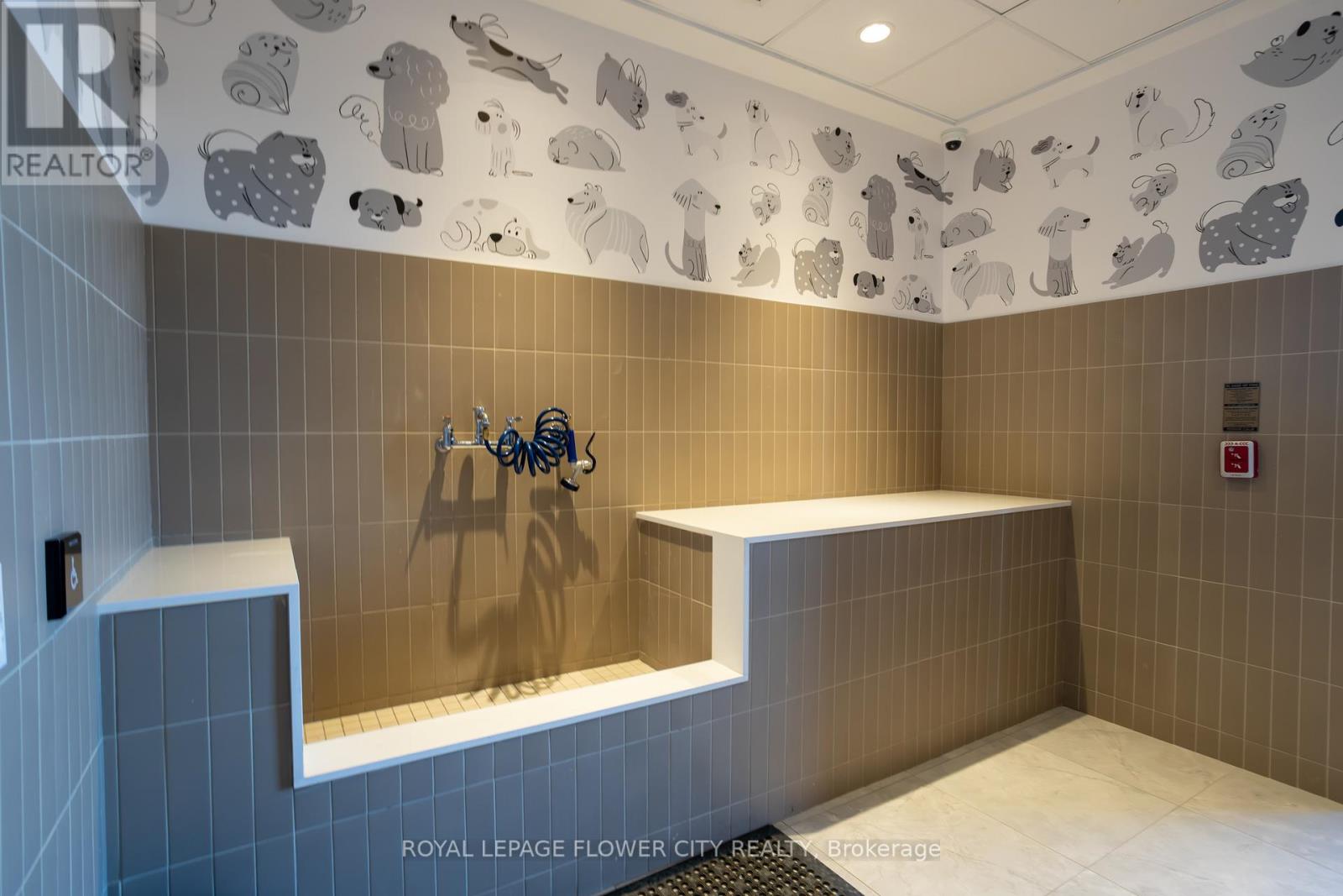 1818 - 15 Skyridge Drive, Brampton, Ontario  L6P 4S3 - Photo 12 - W12933272