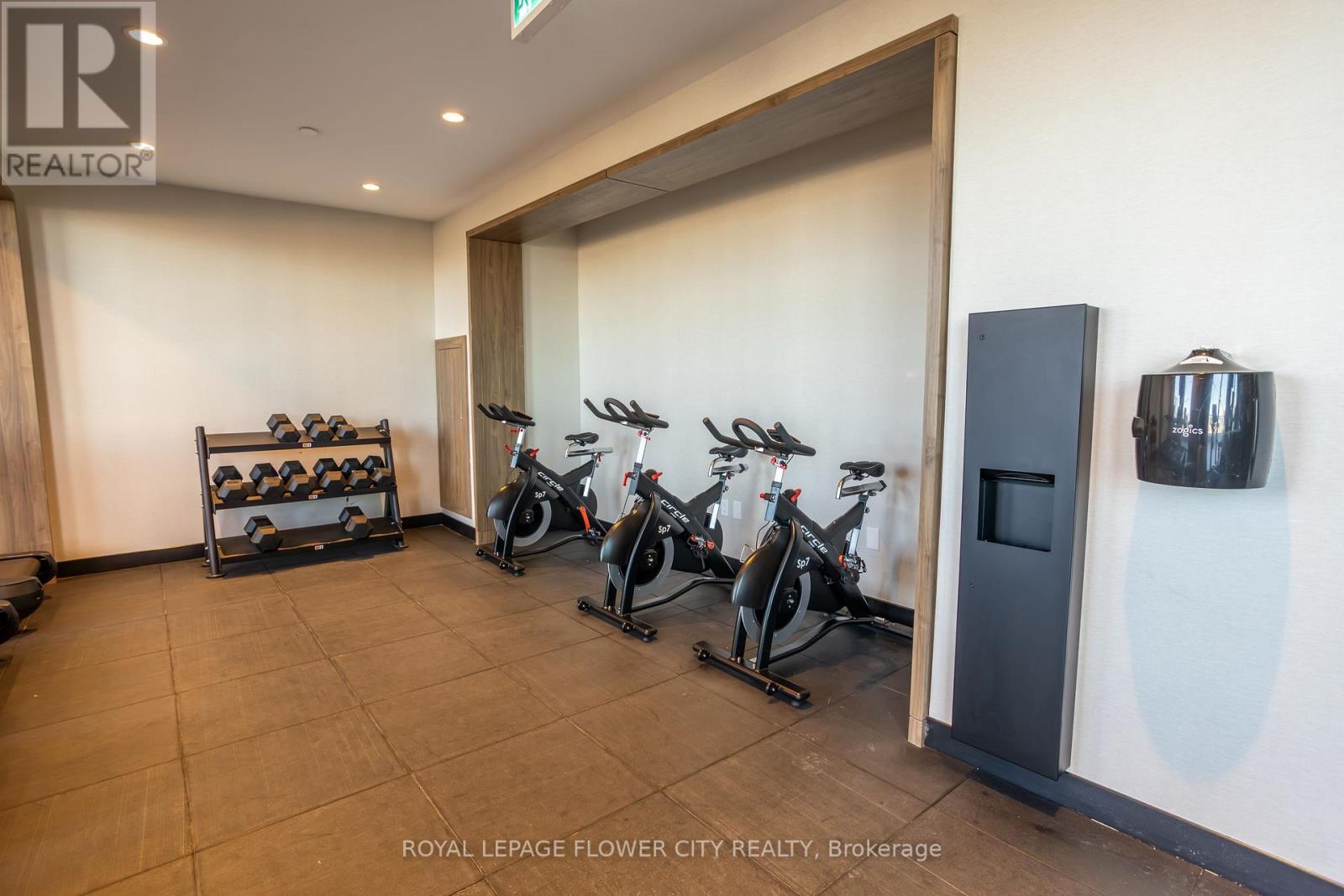 1818 - 15 Skyridge Drive, Brampton, Ontario  L6P 4S3 - Photo 41 - W12933272